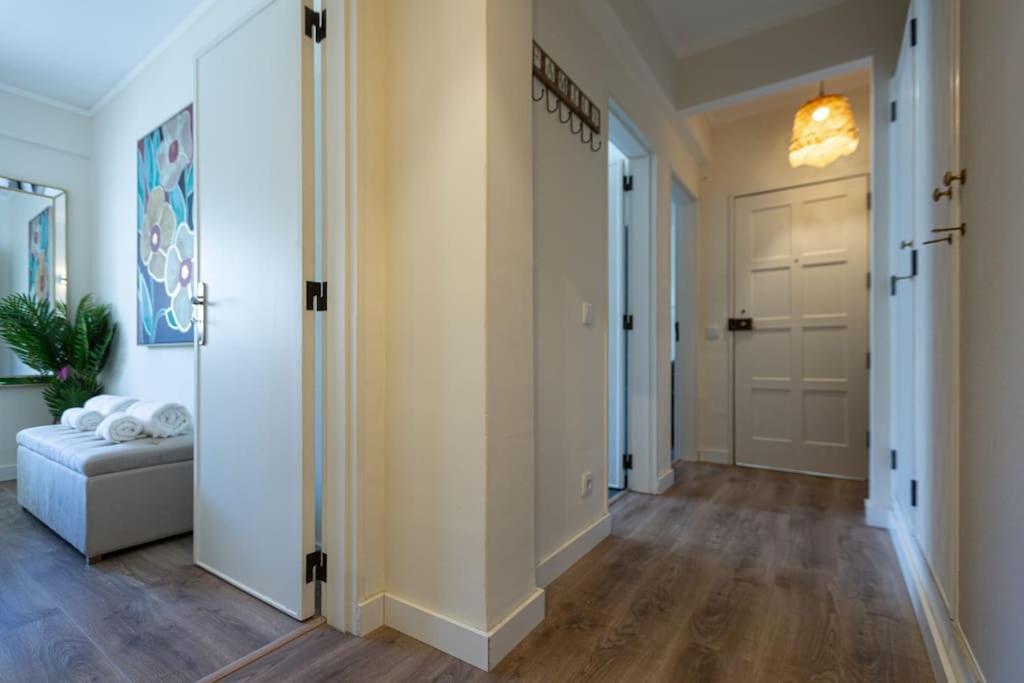 Beachome4U4 / Carcavelos Beach باريد المظهر الخارجي الصورة