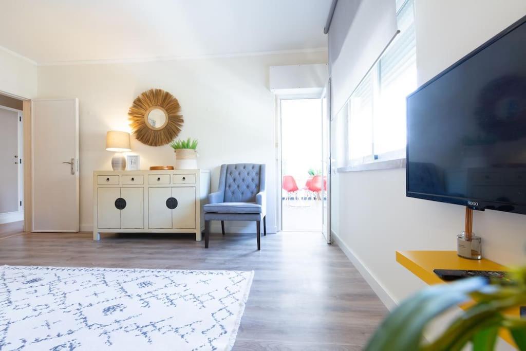 Beachome4U4 / Carcavelos Beach باريد المظهر الخارجي الصورة